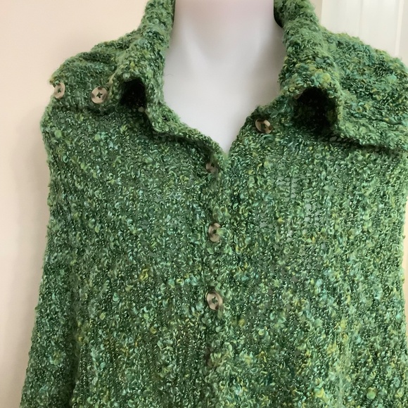 Gorgeoys Bouclé Green Cape fits med to large - Picture 4 of 11